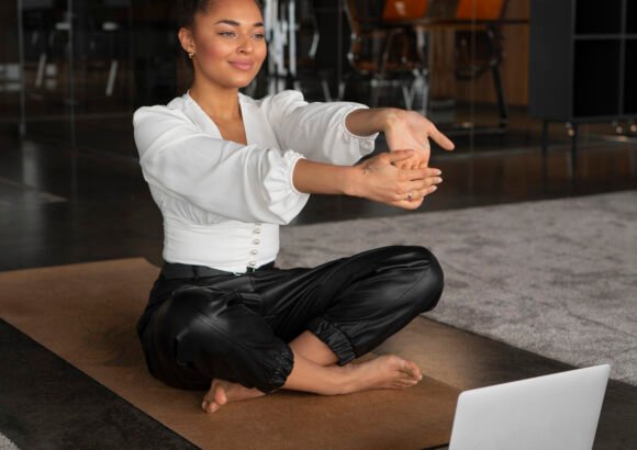 Micro-Meditation: The Ultimate 60-Second Stress-Buster for Busy Entrepreneurs (Yes, It Actually Works!)
